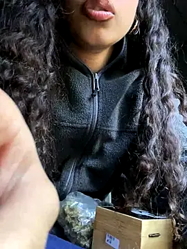 Snapshot of badbaby187 chatting on October 30, 2:07 pm badbaby187 online show from October 30, 2:07 pm