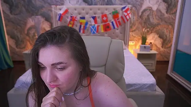 EmmyCharmm online show from July 13, 5:43 am