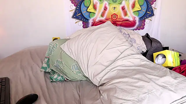 Snapshot of xxpixeyxx chatting on March 17, 8:09 pm xxpixeyxx online show from March 17, 8:09 pm