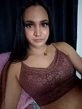 Snapshot of Andrys_ chatting on June 14, 6:37 am Andrys online show from June 14, 6:37 am
