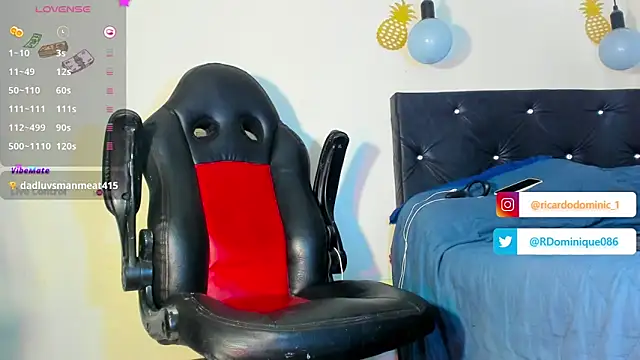 Snapshot of FuckHardlove chatting on January 24, 9:05 pm FuckHardlove online show from January 24, 9:05 pm