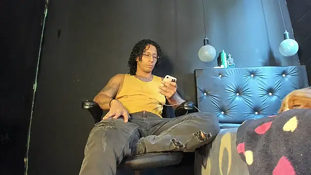 FuckHardlove online show from June 14, 6:54 pm