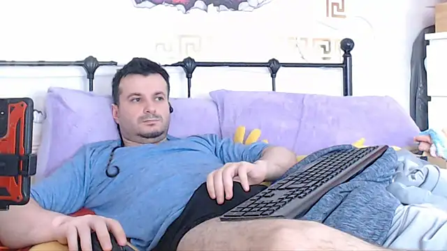 Snapshot of erotico69xxx chatting on January 10, 11:11 am erotico69xxx online show from January 10, 11:11 am