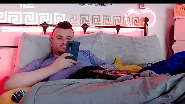 Snapshot of erotico69xxx chatting on September 23, 10:35 pm erotico69xxx online show from September 23, 10:35 pm