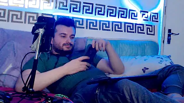 Snapshot of erotico69xxx chatting on November 1, 12:34 am erotico69xxx online show from November 1, 12:34 am