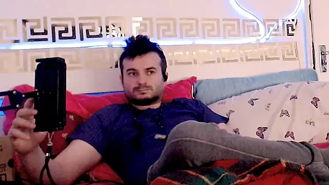 Snapshot of erotico69xxx chatting on November 10, 11:53 am erotico69xxx online show from November 10, 11:53 am