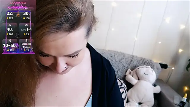 Snapshot of tia_meow chatting on March 25, 1:28 pm tia meow online show from March 25, 1:28 pm