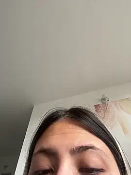 Ameellie online show from January 18, 3:27 pm