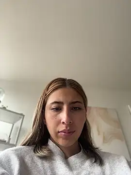 Ameellie online show from July 19, 1:59 pm
