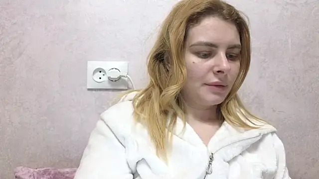 Snapshot of Day-off chatting on December 15, 9:13 am Day-off online show from December 15, 9:13 am