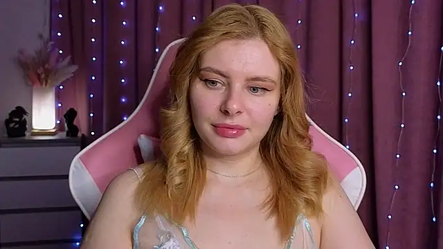 Snapshot of Day-off chatting on November 9, 3:05 am Day-off online show from November 9, 3:05 am