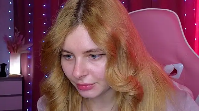 Snapshot of Day-off chatting on November 27, 5:20 am Day-off online show from November 27, 5:20 am