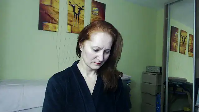 AmellyGrand online show from January 5, 2:30 pm