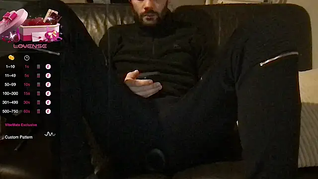 Snapshot of athenphysics chatting on December 18, 3:33 pm athenphysics online show from December 18, 3:33 pm