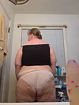 Snapshot of virgieblanca chatting on April 20, 2:03 am virgieblanca online show from April 20, 2:03 am