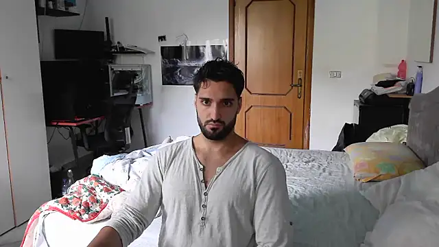 Snapshot of Alexox02 chatting on October 16, 9:10 am Alexox02 online show from October 16, 9:10 am