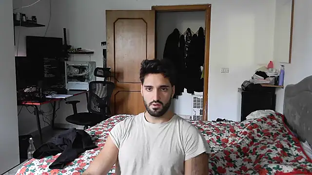 Snapshot of Alexox02 chatting on October 21, 11:44 am Alexox02 online show from October 21, 11:44 am