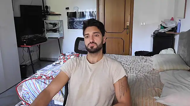 Snapshot of Alexox02 chatting on November 5, 7:41 am Alexox02 online show from November 5, 7:41 am