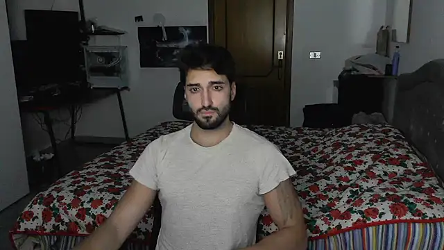 Snapshot of Alexox02 chatting on November 16, 7:19 pm Alexox02 online show from November 16, 7:19 pm