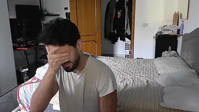 Snapshot of Alexox02 chatting on November 17, 12:33 pm Alexox02 online show from November 17, 12:33 pm