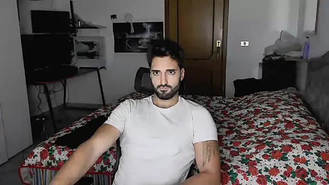 Snapshot of Alexox02 chatting on November 24, 6:51 pm Alexox02 online show from November 24, 6:51 pm