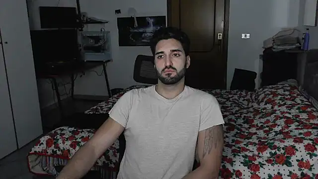 Snapshot of Alexox02 chatting on December 3, 7:23 pm Alexox02 online show from December 3, 7:23 pm