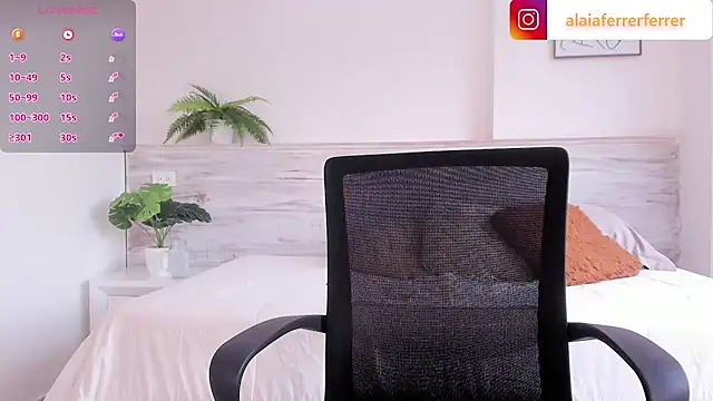 Snapshot of Alaia_Ferrer_ chatting on February 9, 8:34 pm Alaia Ferrer online show from February 9, 8:34 pm