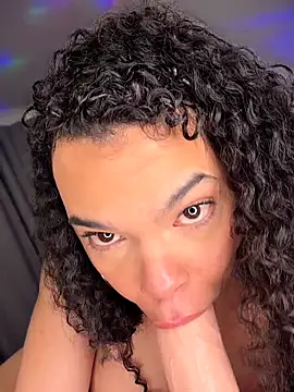 naomikandra online show from December 2, 1:50 pm