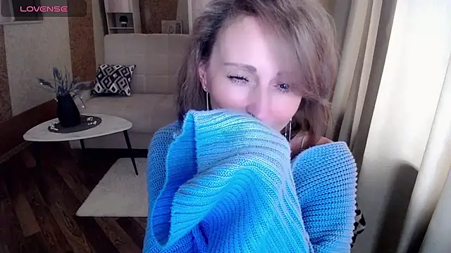 HornyMilf 777 online show from February 5, 11:23 am