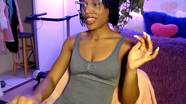 CocoSage online show from December 17, 11:11 pm