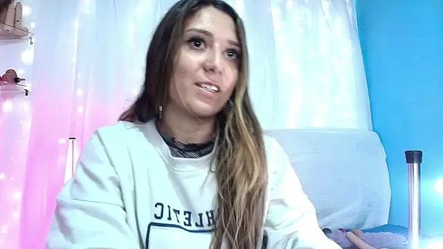 Natasha Wilde  online show from December 21, 3:09 pm