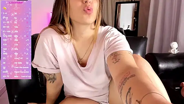 Snapshot of Natasha_Wilde_ chatting on July 21, 11:40 pm Natasha Wilde online show from July 21, 11:40 pm