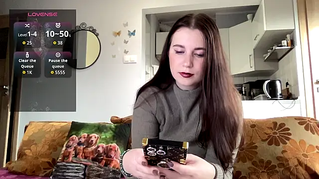 Teylor Love online show from November 14, 1:10 pm