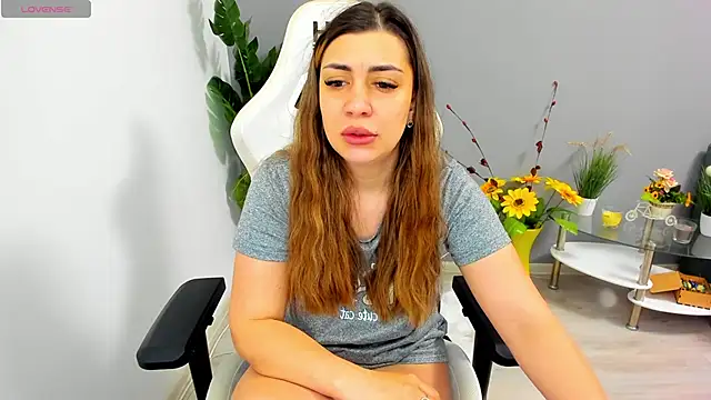 EveEvian online show from June 8, 1:44 pm