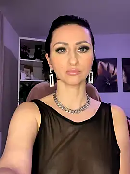 Snapshot of KatyEvanss chatting on November 26, 7:04 pm KatyEvanss online show from November 26, 7:04 pm