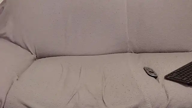 Snapshot of NaturalDom chatting on March 3, 3:52 am NaturalDom online show from March 3, 3:52 am