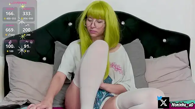 nonawhitemm online show from May 3, 1:44 am