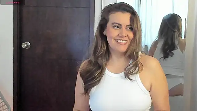V monse online show from June 11, 2:15 pm