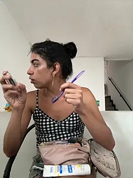 Alahia Rodriguez online show from October 31, 7:48 pm