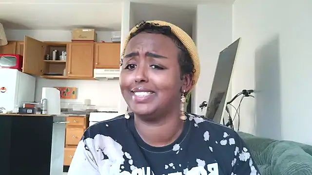 Snapshot of SiminFox chatting on January 12, 7:19 pm SiminFox online show from January 12, 7:19 pm