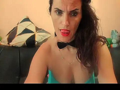 Snapshot of beautymary chatting on July 24, 4:43 am beautymary online show from July 24, 4:43 am