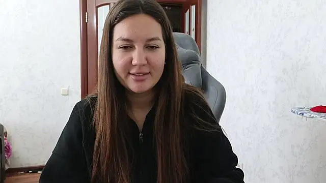 Snapshot of Nelly_Fischer chatting on January 8, 8:27 am Nelly Fischer online show from January 8, 8:27 am