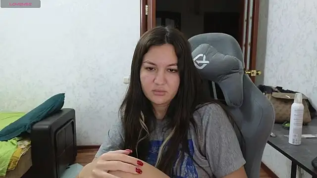 Snapshot of Nelly_Fischer chatting on March 9, 8:21 pm Nelly Fischer online show from March 9, 8:21 pm