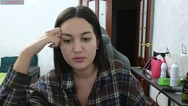 Snapshot of Nelly_Fischer chatting on March 16, 6:55 pm Nelly Fischer online show from March 16, 6:55 pm