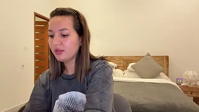 Snapshot of Nelly_Fischer chatting on September 16, 10:16 am Nelly Fischer online show from September 16, 10:16 am