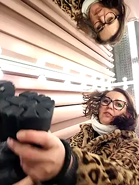 Snapshot of Ulyana72882 chatting on December 11, 2:22 pm Ulyana72882 online show from December 11, 2:22 pm