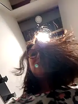 Snapshot of Ulyana72882 chatting on January 21, 12:18 pm Ulyana72882 online show from January 21, 12:18 pm