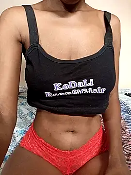 Snapshot of chalie_roy chatting on September 15, 6:35 am chalie roy online show from September 15, 6:35 am
