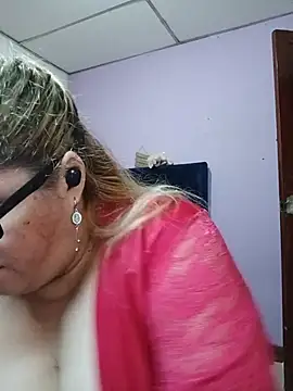 EllisW8 online show from May 29, 10:57 am