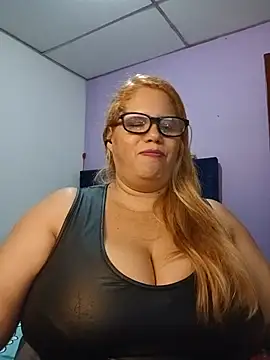 EllisW8 online show from June 12, 11:25 pm